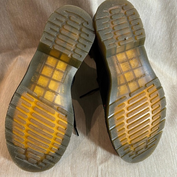 DR MARTENS Sz 8 Pascal Heart Sequin Embroidered Roses Leather Ankle Boots - Picture 9 of 10